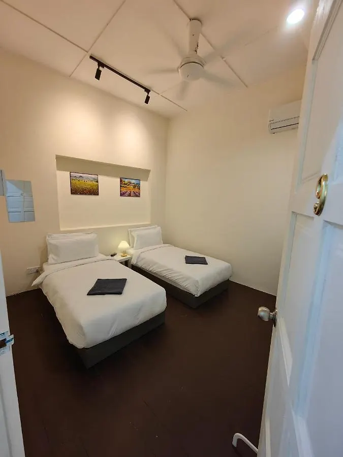 22A Hostel جورج تاون